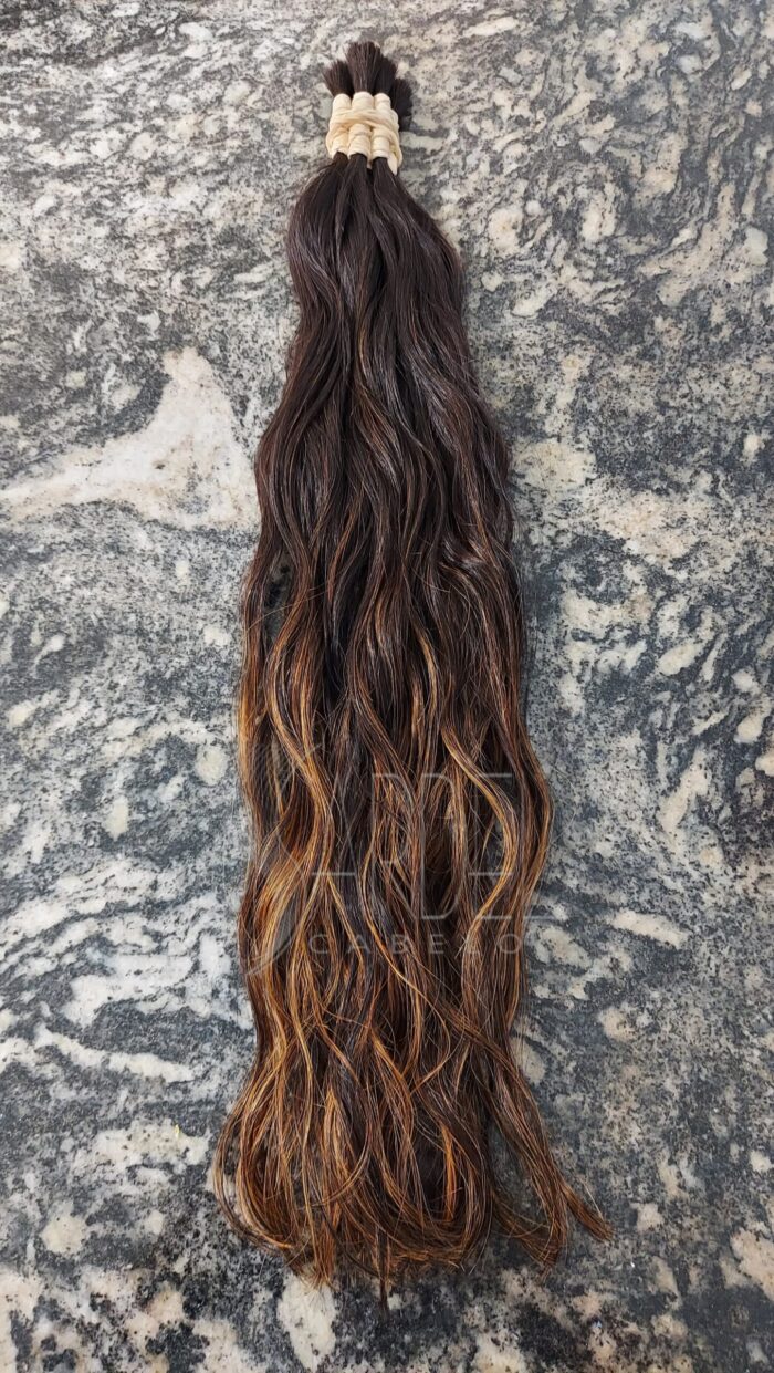 Cabelo Castanho com Luzes Morena Iluminada 60cm – 50gr